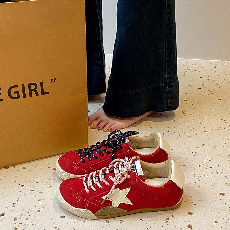 Small people increase the height of the stars and make old small dirty shoes for women 2025 autumn new thick-soled versatile casual board shoes f