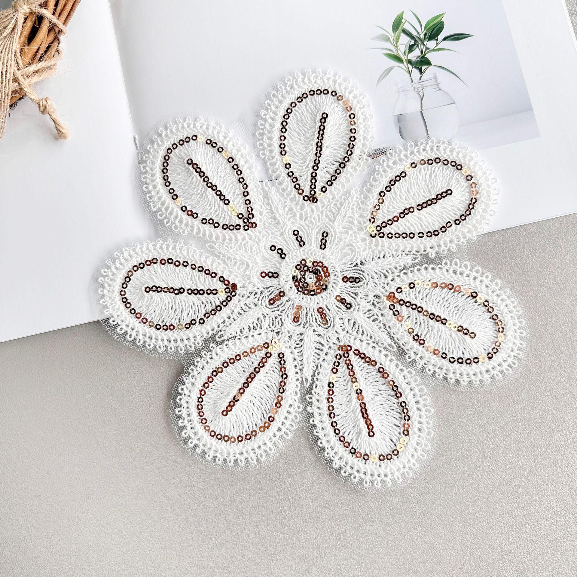 

Mesh Cotton Thread Woven Sequins Flower Patch Clothing Top Sweater T-Shirt Decorative Cloth Sticker Accessories 55759 white gold sheet