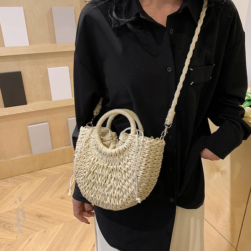 Women New Straw Handbags Woman Handmade Woven Basket Rattan Handbag For Femme Simple All-Match Handbag