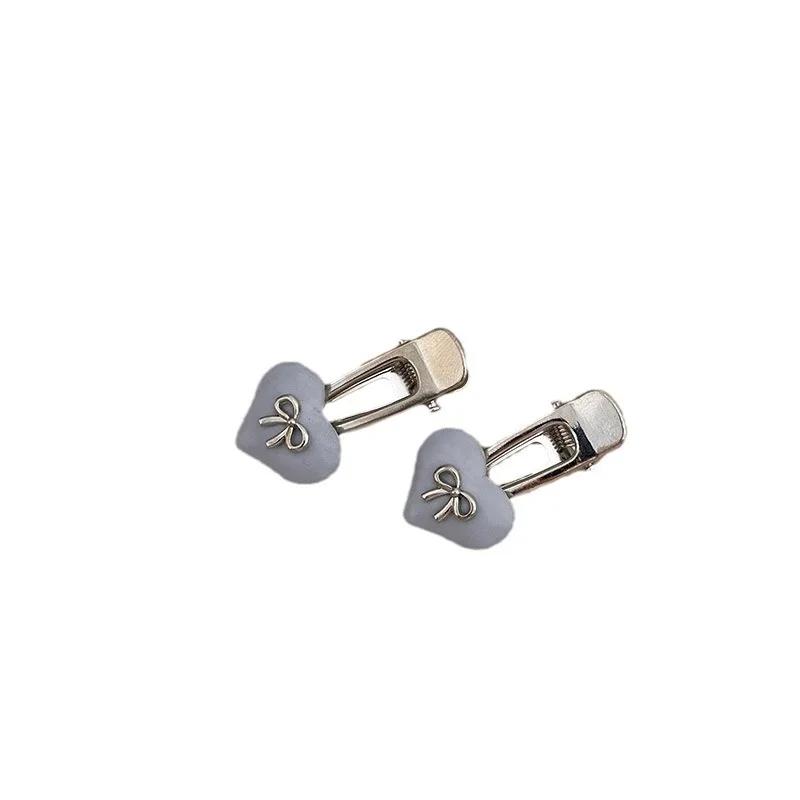 Korean New Style Sweet Cute Silver Bow Faux Leather Duckbill Clip Hair Clip Bangs Clips Side Hairpin Fashionable Hair Accessory