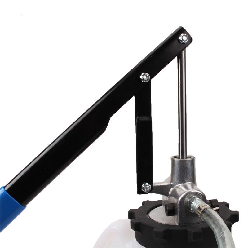 

7.5L Manual Automatic Transmission Fluid Change Filling Tool With 15PCS ATF Adapters on Most Vehicles Cars