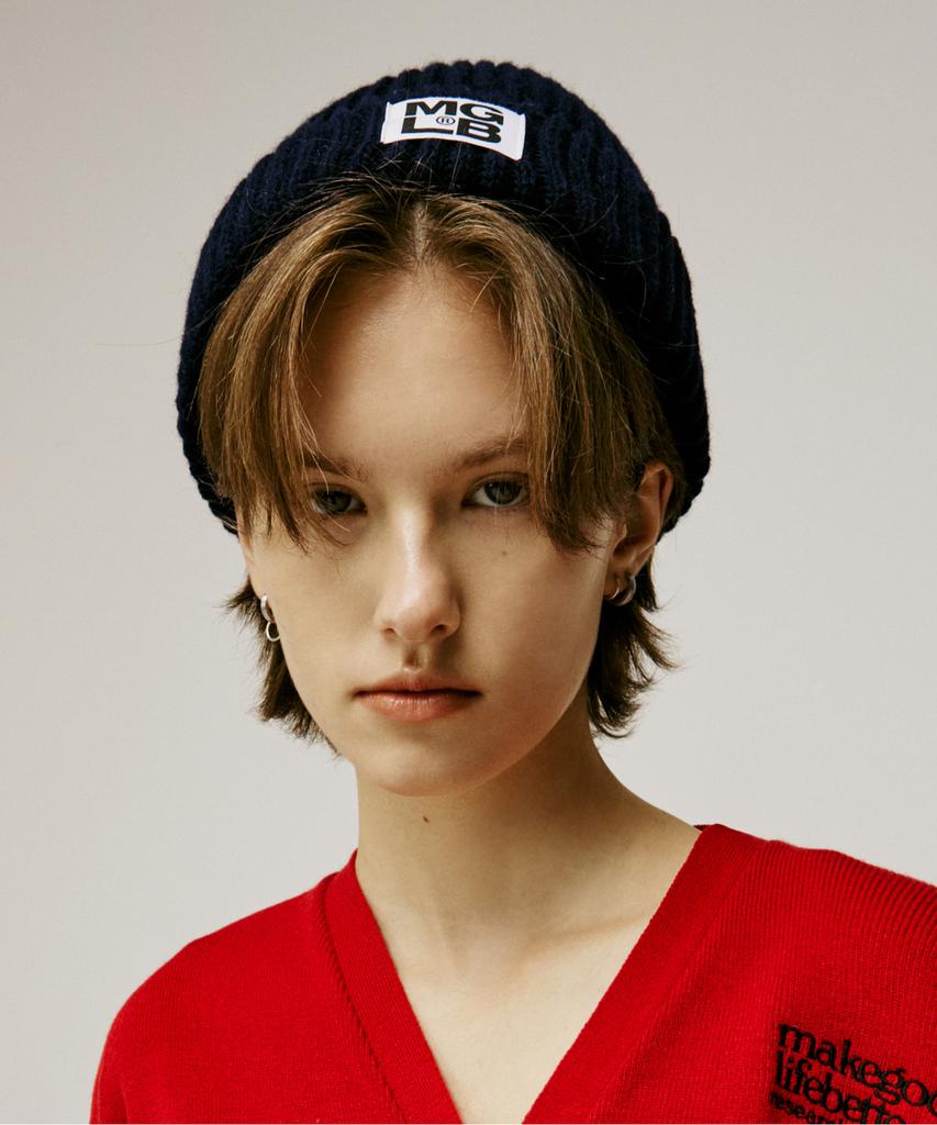 MATCHGLOBE Label Patch Knitting Beanie (Navy)