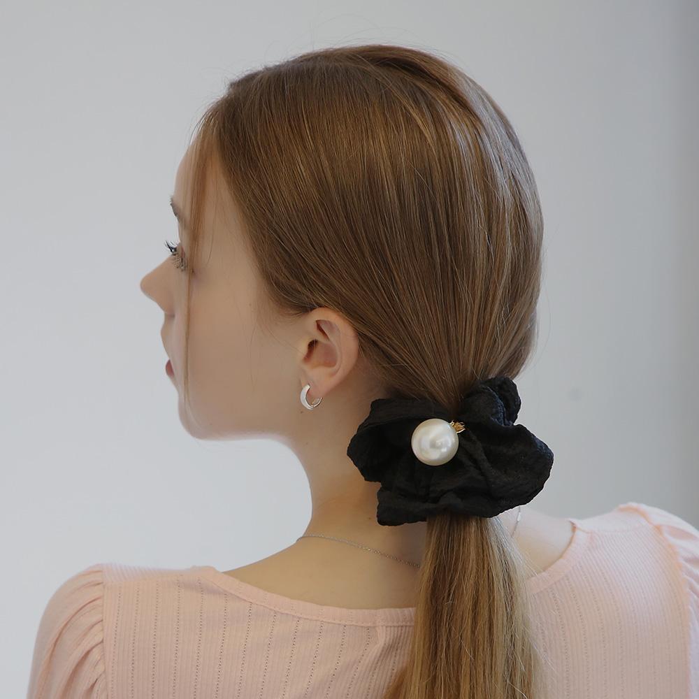Dieuamour Pleated Pearl Scrunchie Hair Tie 3 Colors