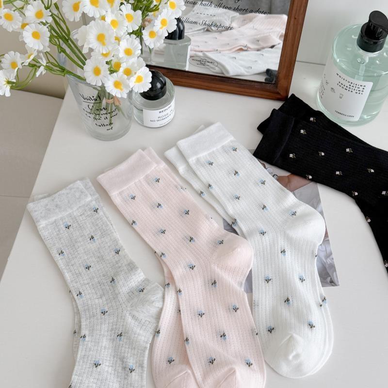2 Pairs of Thin Mesh Small Floral Country-style Women's Mid-length Cotton Socks with Breathable Layers