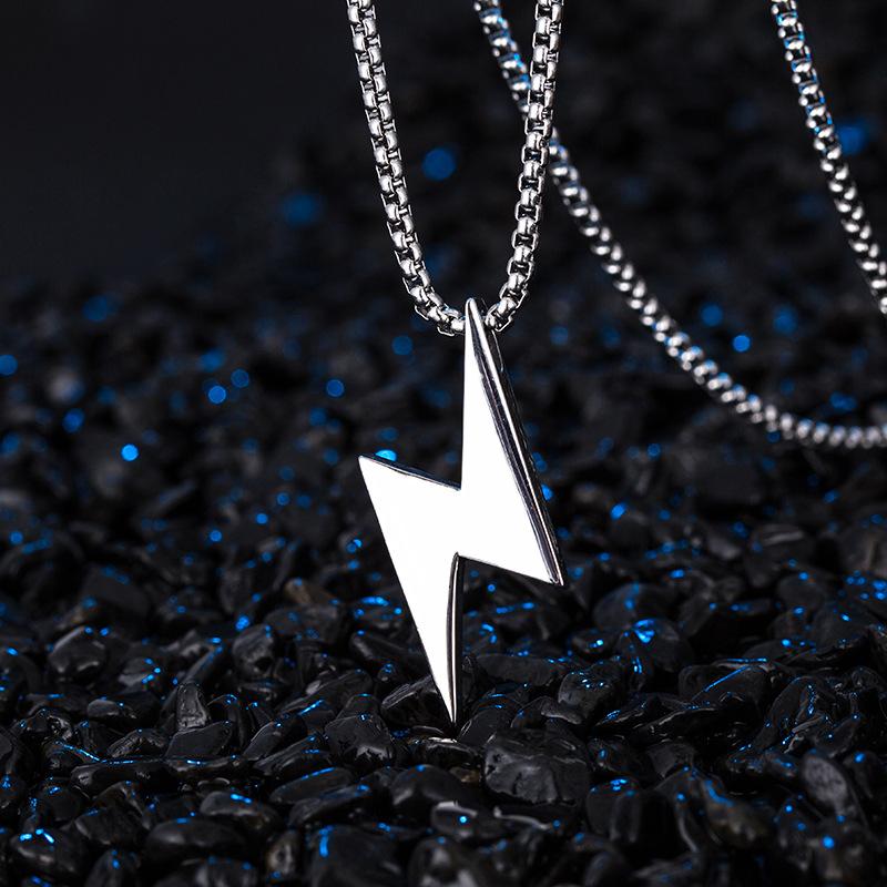 Stainless Steel Lightning Charm Necklaces For Men Boyfriend Gifts Versatile Fashion Jewelry