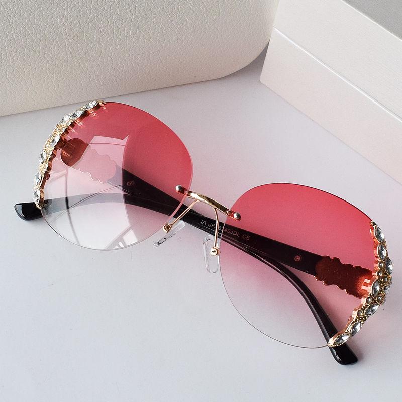 New Women Diamond Sunglasses UV400 Protection Fashion Borderless Sun Glasses Summer Travel Accessories