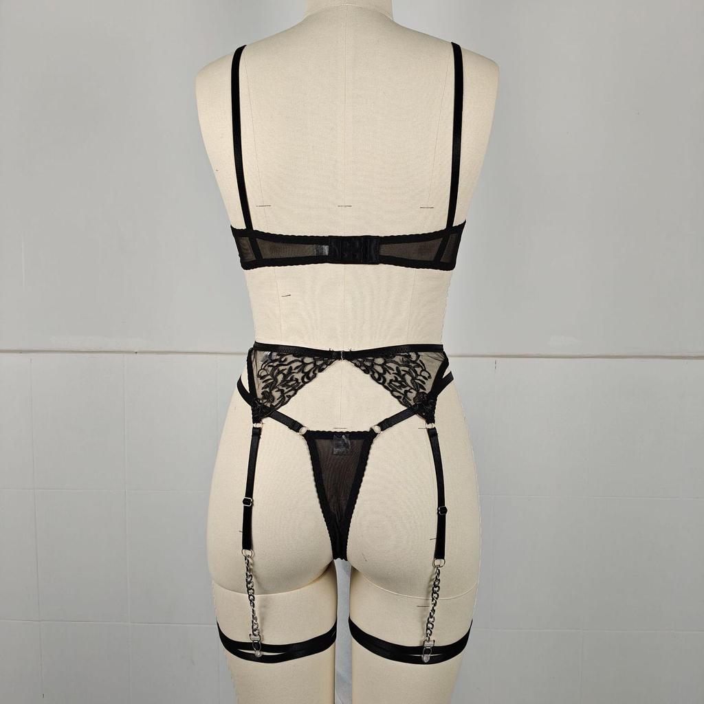 European & American Fashion Metal Chain Embroidered Sheer Bra Lingerie Set with Leg Garter