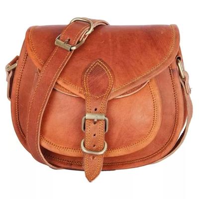 Sac de selle vintage en cuir de chèvre, sac à bandoulière en cuir marron, sac à bandoulière fait main marron.