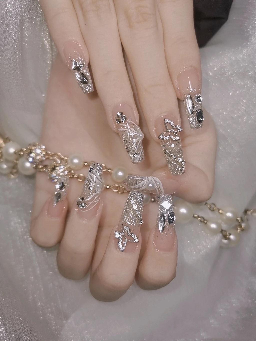 

Butterfly Nail Artificial Explosive Flash Diamond Wearable Removable Reusable Nails XS