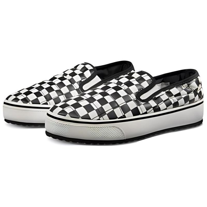 Vans Classic Slip Er 'Black White' Vans VN0A3TKRKAG