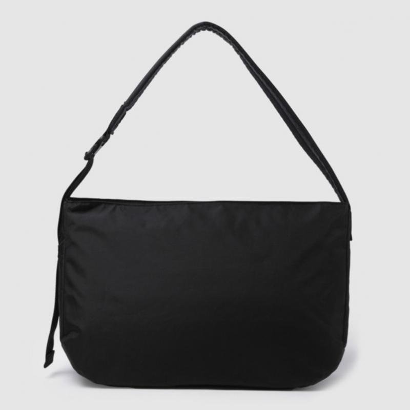 Umbro Rollin Duffel Messenger Bag Ur123cbg16 Blk