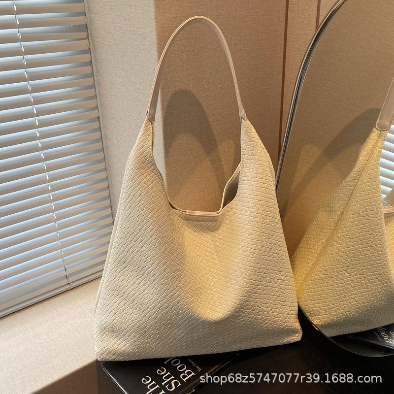 Casual Retro Large-capacity Bag Women's 2025 New Popular Tote Bag Woven Versatile Foreign Style Shoulder Bag Women's Bag
