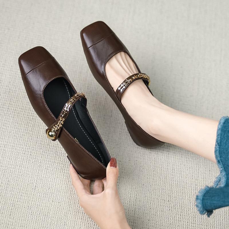 Su Yinyin's same Mary Jane women's shoes 2025 new soft-soled flat-soled square head shallow mouth one-word buckle single shoes W109-2