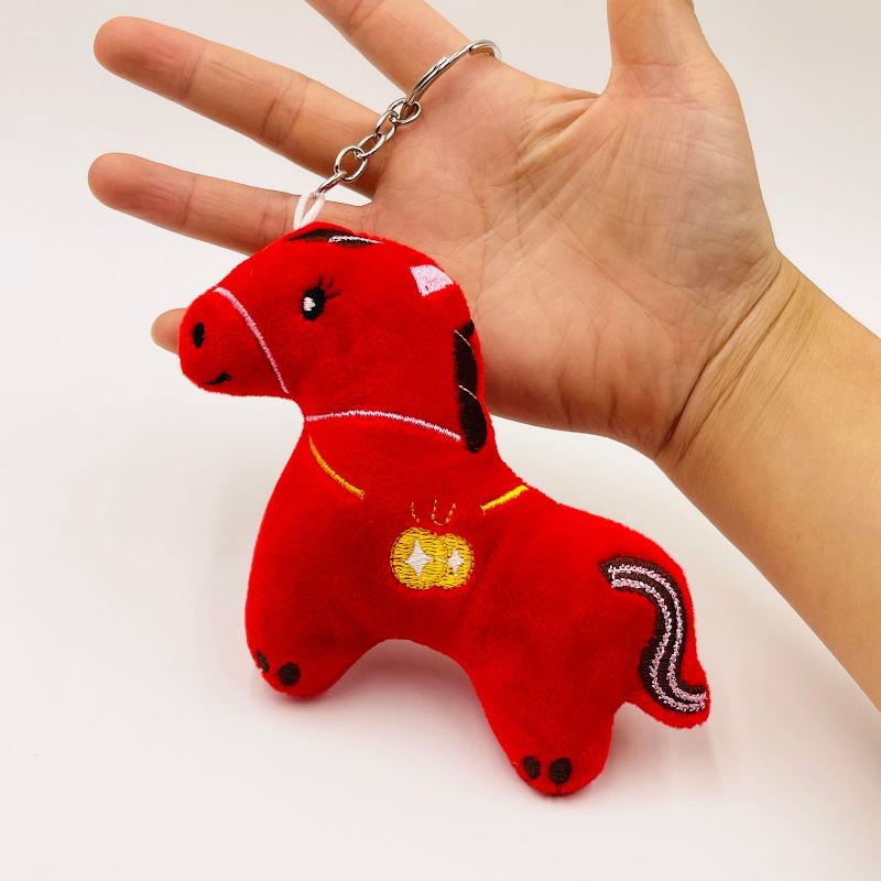Kreslená plyšová hračka kľúčenka Roztomilé zvieratko zo zverokruhu Bábika kôň Prívesok na tašku Darček k narodeninám červená
