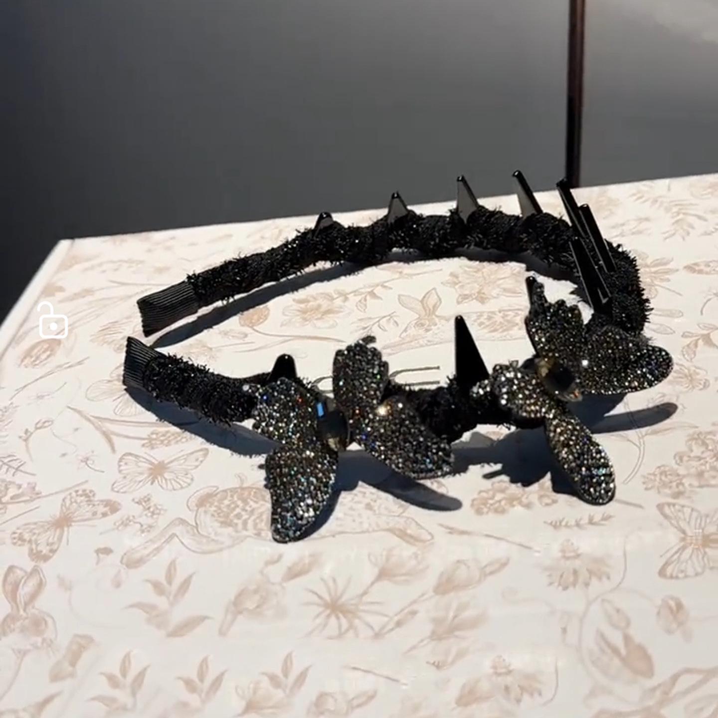 

2025 Роскошная диамантовая бабочка, гребень для волос, ободок - Женский мерцающий аксессуар для волос чёрный