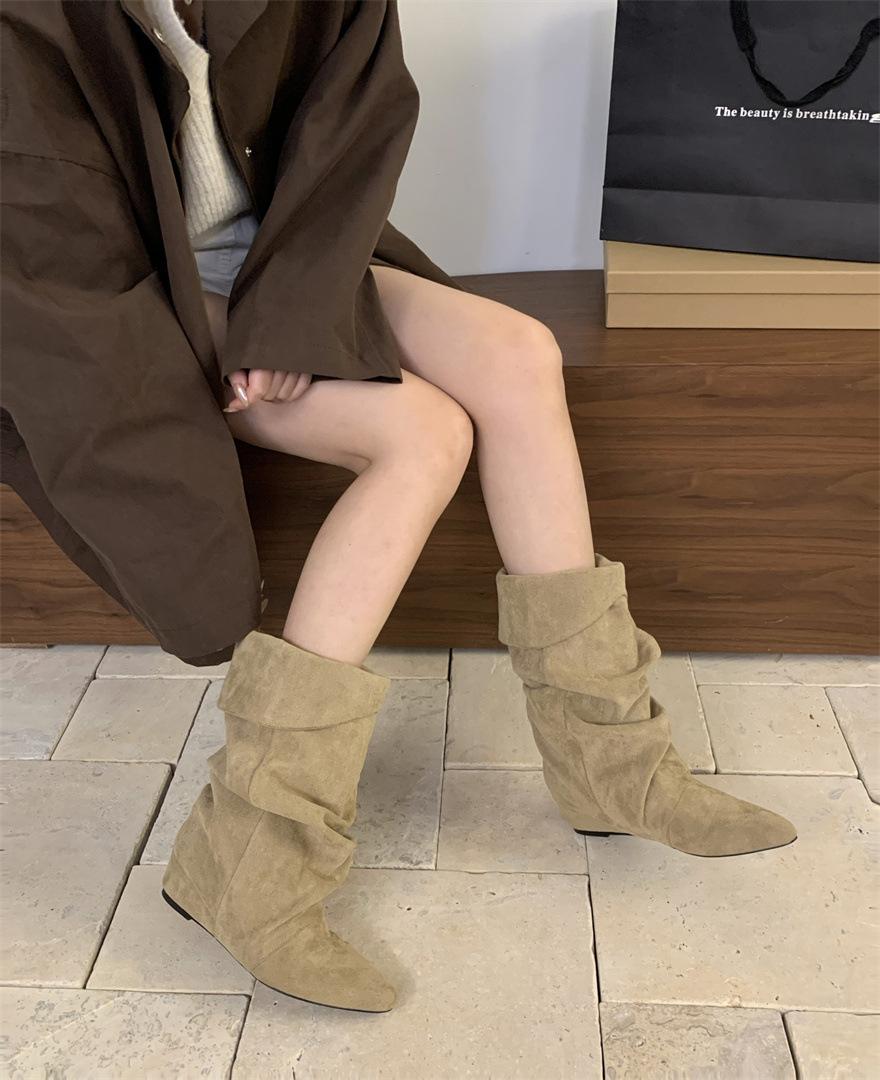 

Женские замшевые плиссированные ботфорты на скрытой платформе, новые осенне-зимние 2025 года, с острым носком, в стиле вестерн, ковбойские, с отворотом, полусапоги 39 абрикосовый