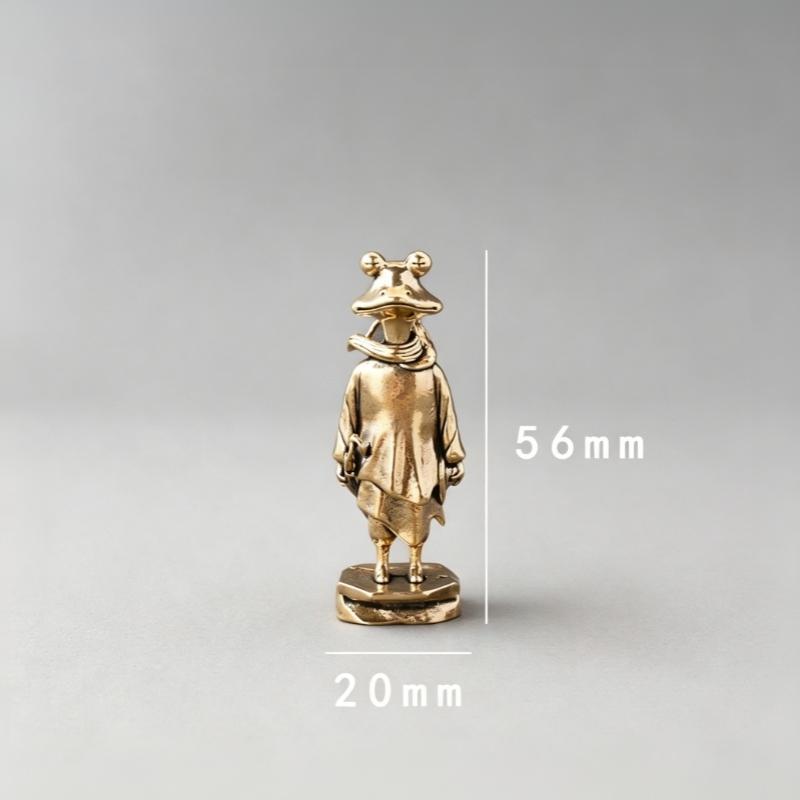 Collectible Brass Frog Ornament Mini Standing Metal Statue Antique Copper Decor for Office Table Gift Home Decor Free Shipping