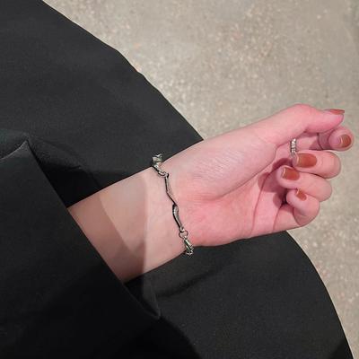 Korean Version of Trend Twisting Couple Bracelet Ins Design Light Luxury Exquisite Design Simple Men's Accessories Jewelry