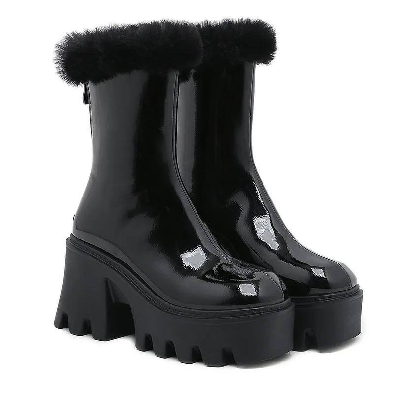Fashion 2025 New Women's Boots Autumn and Winter Plush Neckline Warm Black Round Head Locomotive Retro Cool Thick Bottom Horse Boots