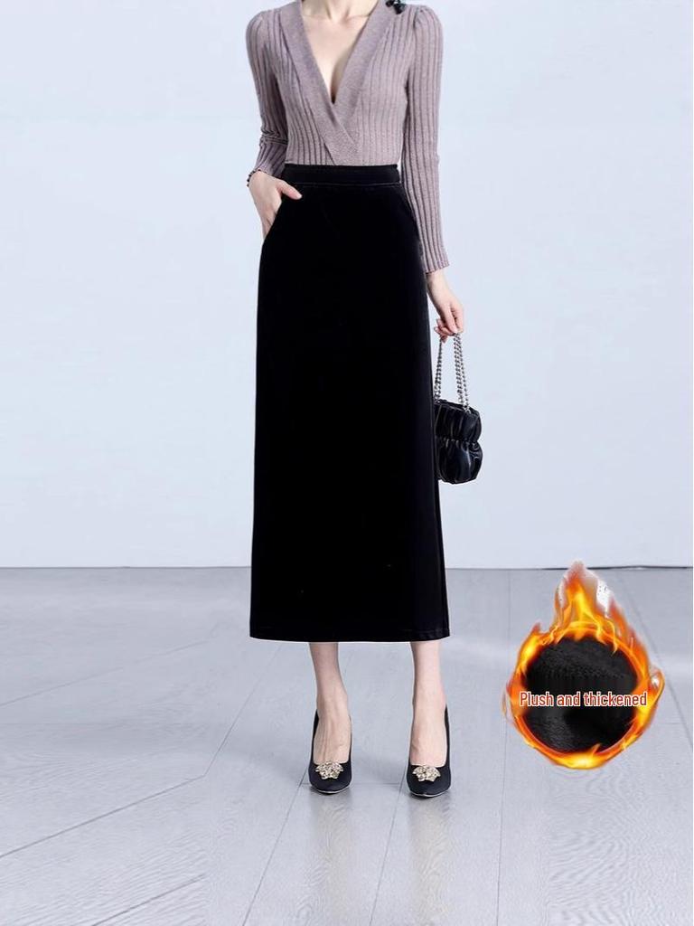 Golden Velvet Slit Pencil Skirt - Women's Spring/Autumn 2026 Collection