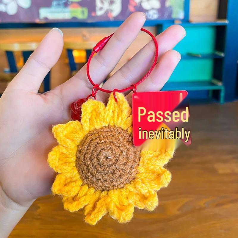 Sunflower Gold Keychain Pendant: Inspirational Graduation Gift for Exams