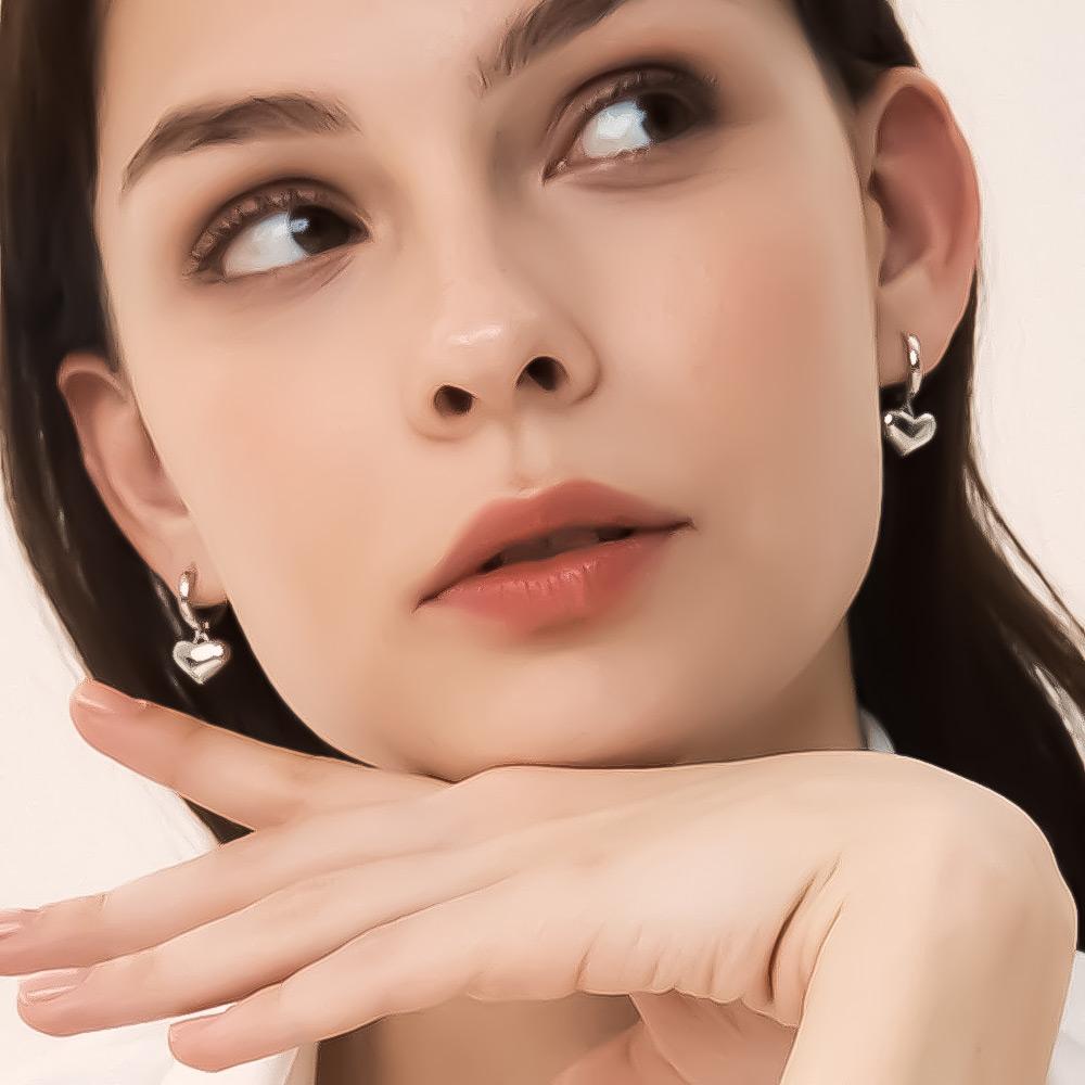 Westisland Chubby Heart One-Touch Earrings_Wi5061420