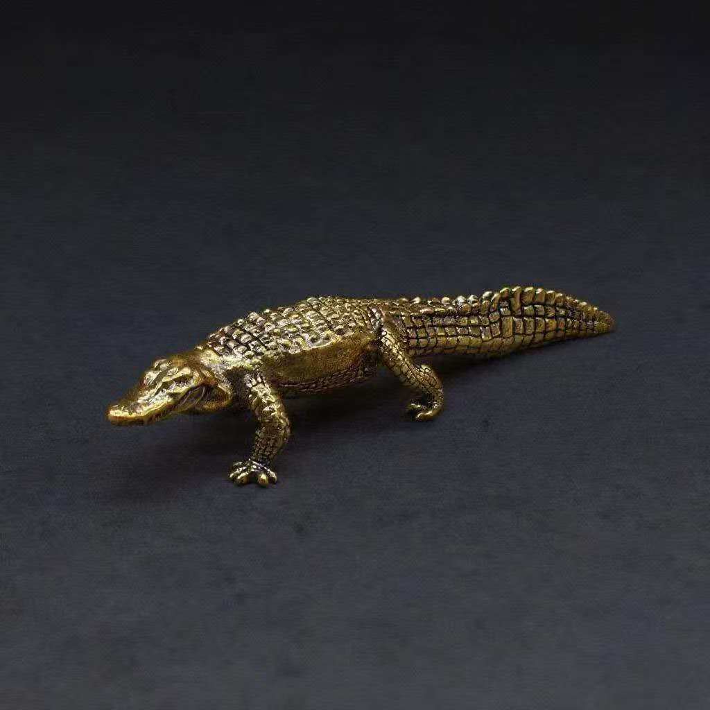 Antique Brass Crocodile Statues Elegant Standing Positions for Home/Office/Outdoor Decor Perfect Gift for Housewarming Christmas