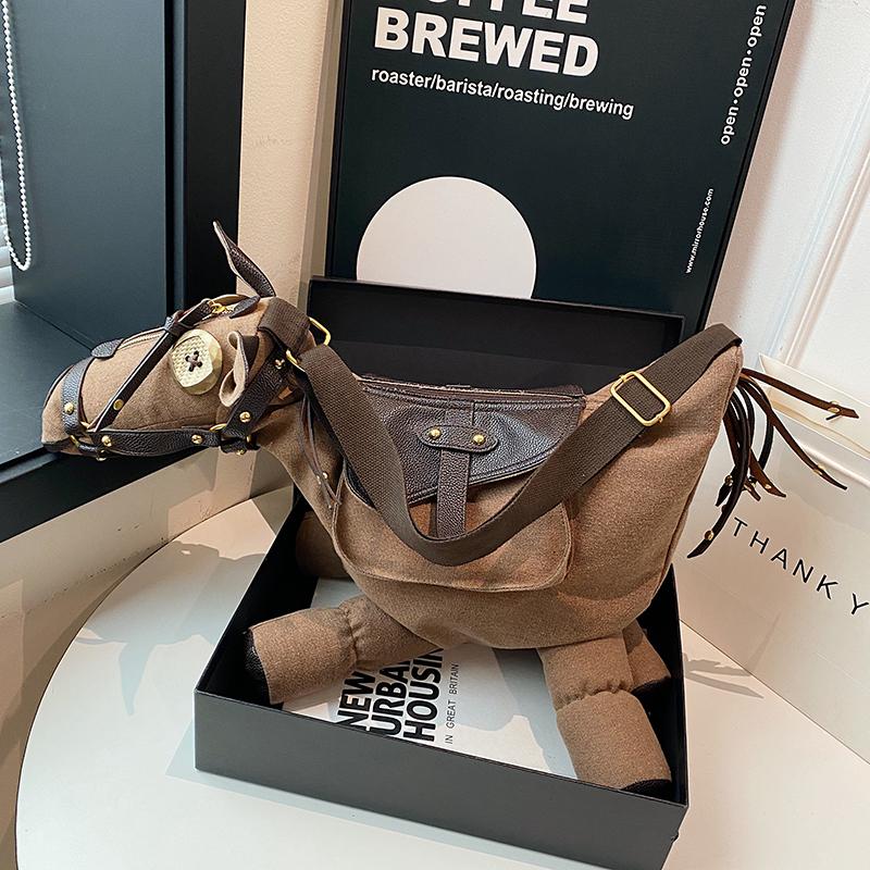 Niche Design Casual Women's Bag Fashionable Retro Large-capacity Canvas Bag Ins Creative Shoulder Crossbody