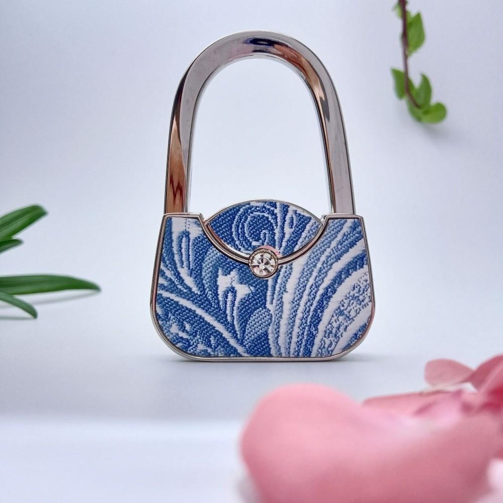 New Foldable Handbag Hook Cute Shape Portable Folding Bag Hook Alloy Material Lovely Design Purse Hanger Holder Home Decoration
