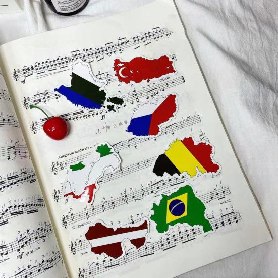 50 st Nationalflaggor Klistermärken Olika Söta Dekaler Vattentäta PVC Självhäftande Dekoration Självhäftande Tecknade Klistermärken Motorcykel Telefon