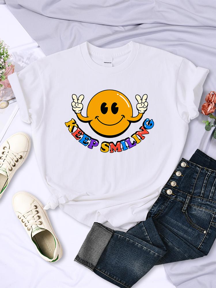 Keep Smiling To Life Print Women T-Shirts Summer Fashion Soft Tshirts Street Hip Hop Clothes Comfortable Casual T Shirt Female