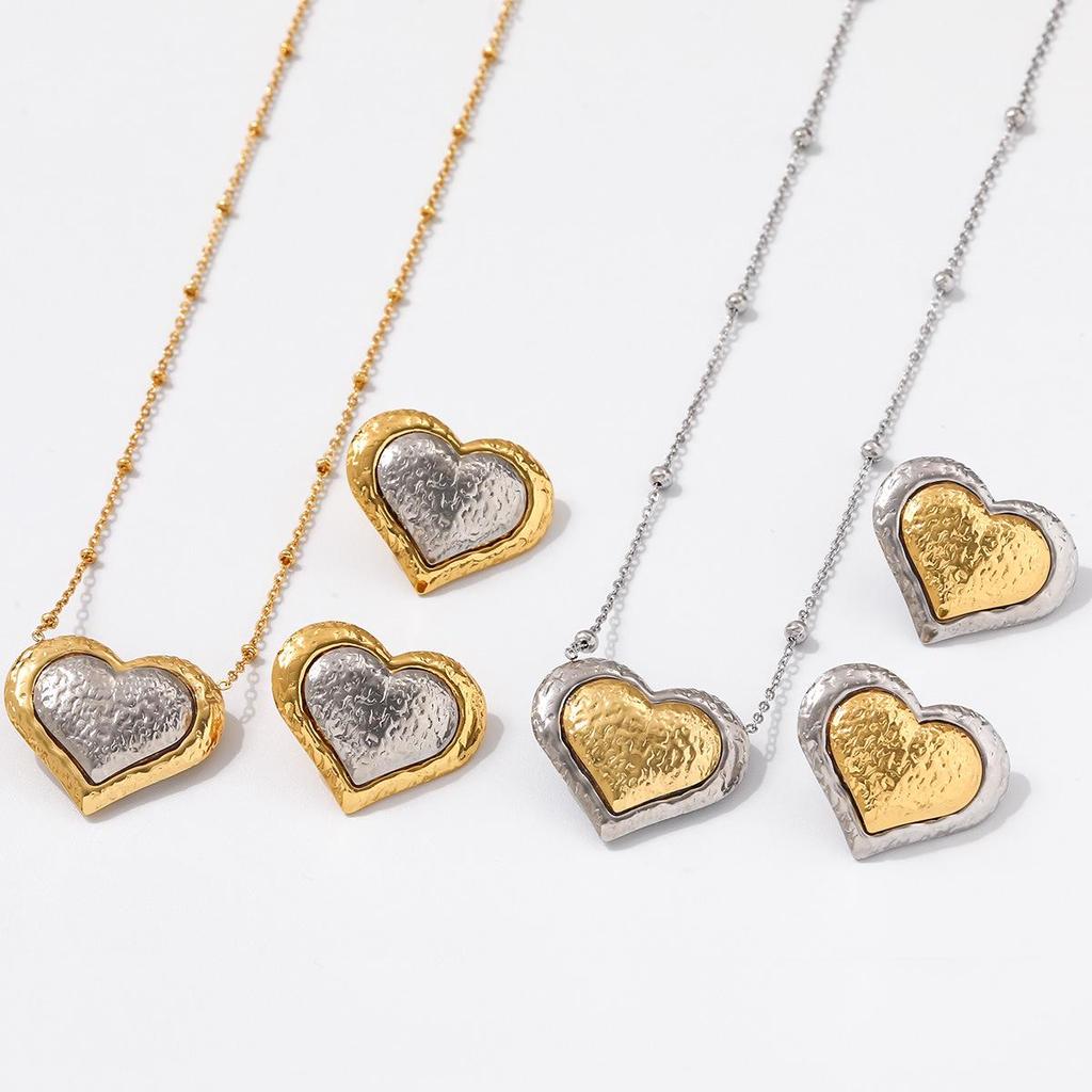 High-End Niche Titanium Steel Jewelry Set: Heart Necklace & Personalized Stud Earrings