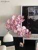 Luxuriöse künstliche Phalaenopsis-Blumen in Premium-Vasen: Elegante Tischdekorationen