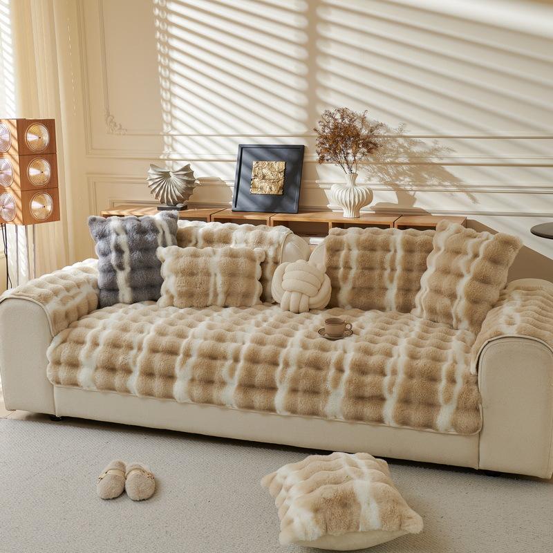 

Туту Флис Осень И Зима Подушка На Диван Зимняя Утолщенная Плюшевая Подушка Для Сиденья Нескользящий Кожаный Чехол Для Дивана Новое Покрывало 70*70cm