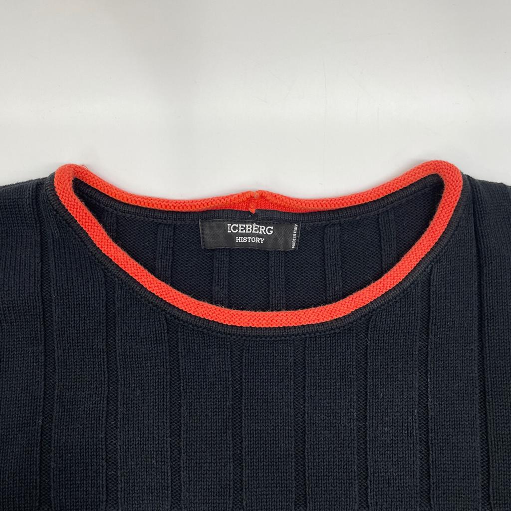 ICEBERG [HISTORY] Black x Disney Winnie the Pooh knit tops Not written blackUsed