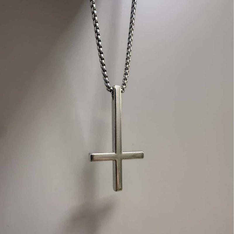Goth Inverted Punk Cross Satanic Pendant Chain Necklace for Women Man Black Charm Upside Down Jewelry Accessories Gift Wholesale