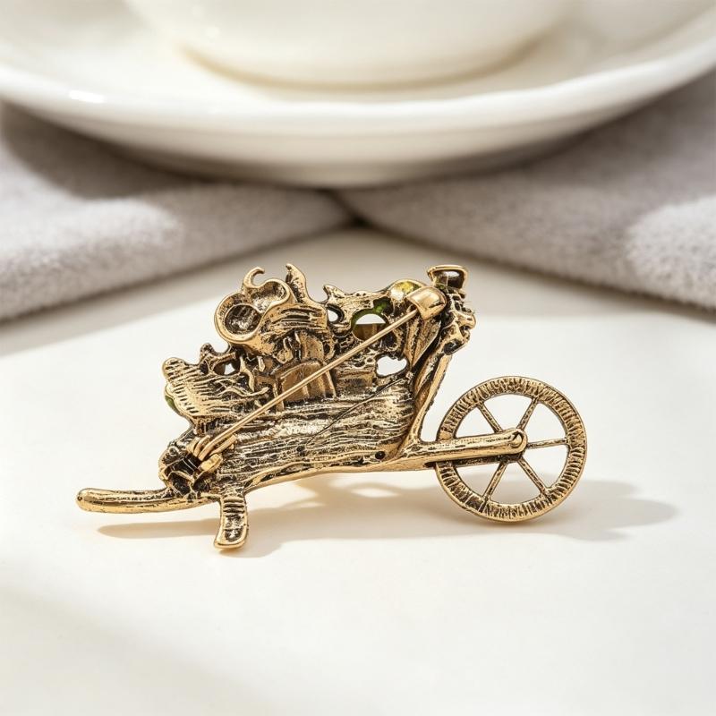 Harvest Wheelbarrow Brooch with Pumpkin and Vegetable Design, Antique-Look Alloy Pin with Raised Multicolor Details for Sweaters and Coats