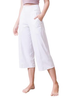 Loopa Wide Crop Gaucho Size M Pants, Yoga/Running Pants, Cropped, 3/4 Length, Flattering, White,