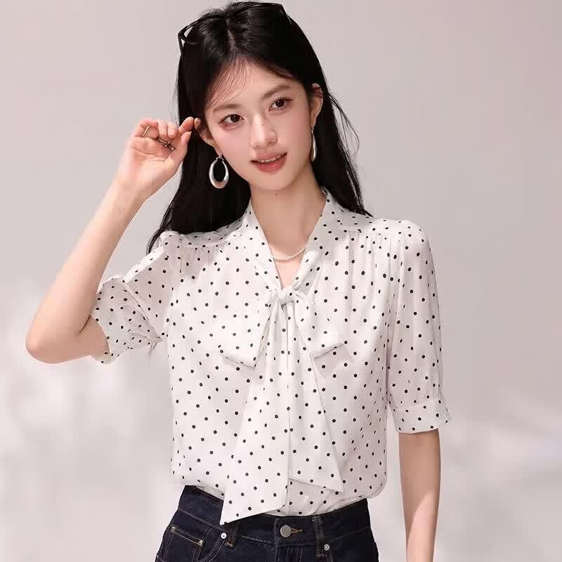 Polka Dot Puff Sleeve V-Neck Blouse