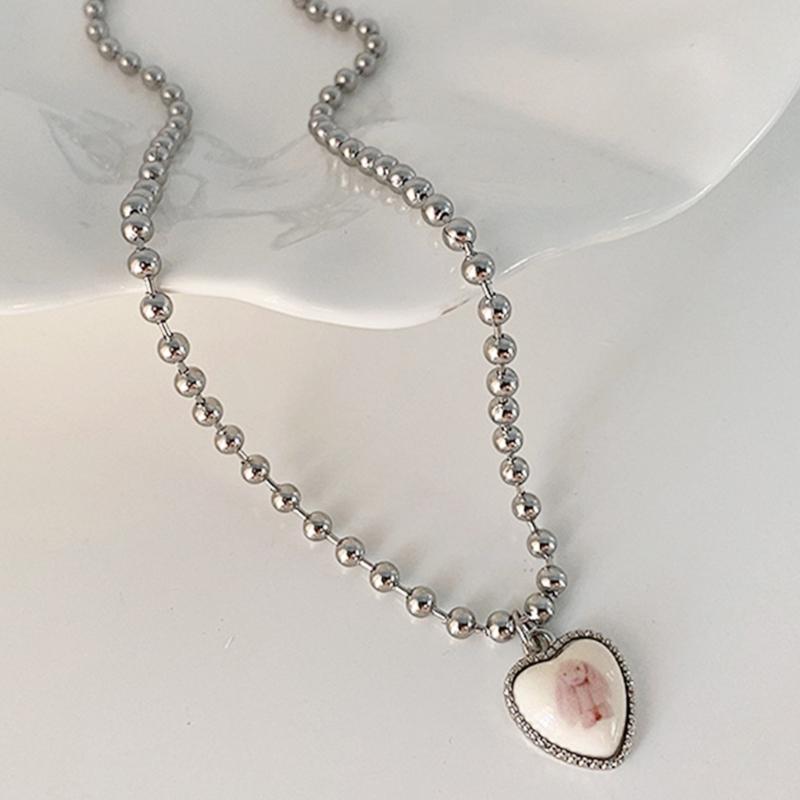 Colorful Butterfly Rabbit Collar Chain Cute Heart Pendant Necklace for Girls Sweet Heart Clavicle Chain Jewelry Women