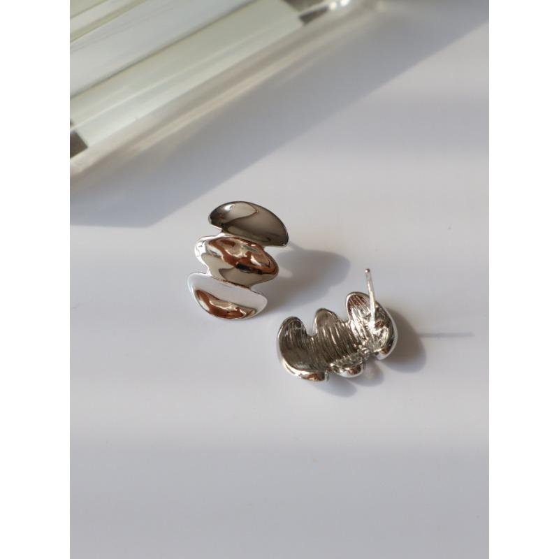 Stud Earrings Cold Wind Ins Niche Design Sense High-end Exquisite Fashion Jewelry Earrings Korean Style