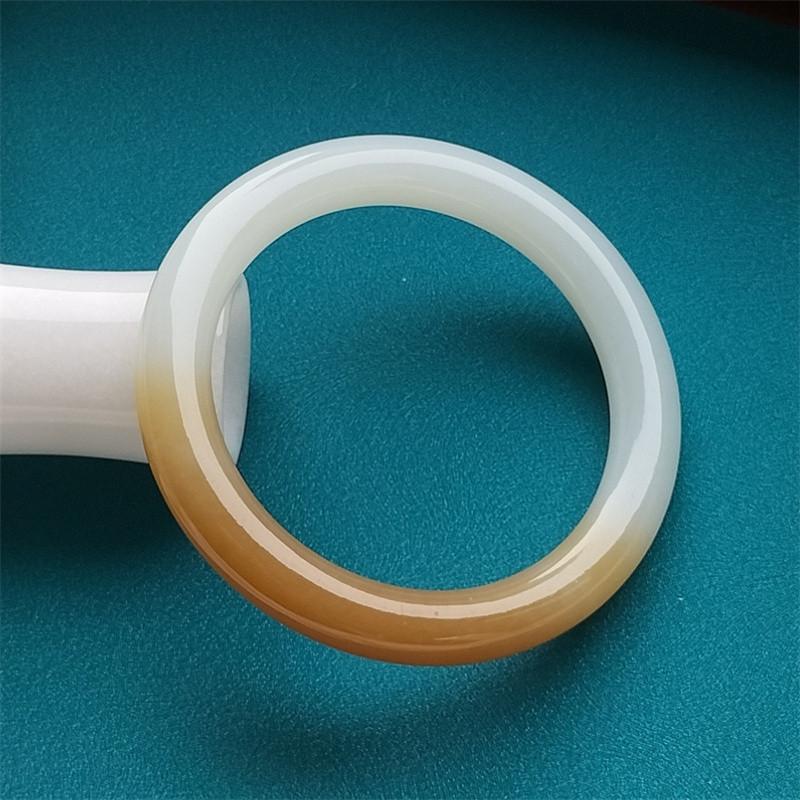 

Натуральний нефритовий браслет Jinsi. Модний шарм. Смарагдовий браслет. Жіночий нефритовий браслет. Подарунок 60-62mm