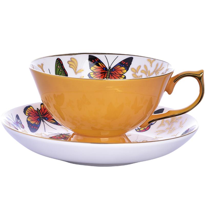 Tazas de Café Europeas de Lujo Ligero Tazas Británicas para el Té de la Tarde Porcelana de Hueso Mariposa Oro Cerámica de Té Tazas y Platillos para Té Negro