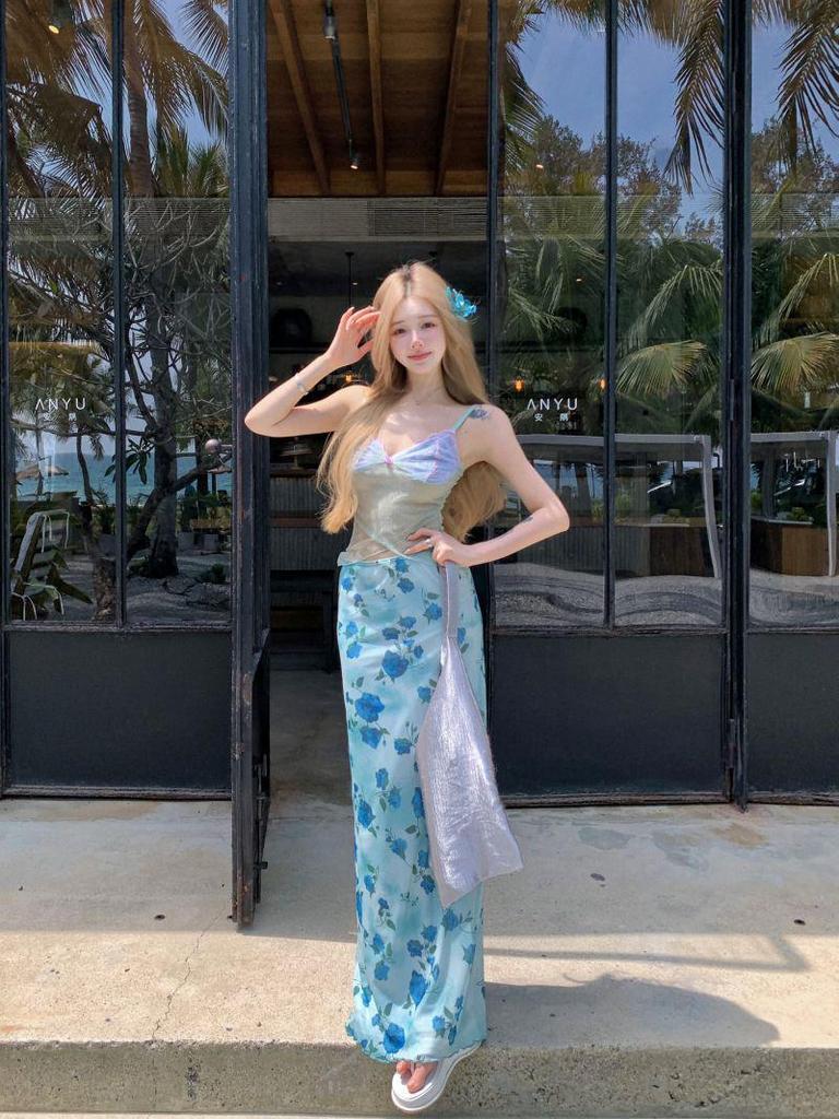 Mesh Patchwork Pure Desire 2025: Women's High-Waisted Floral Slimming Long Skirt for Summer Vacation Style