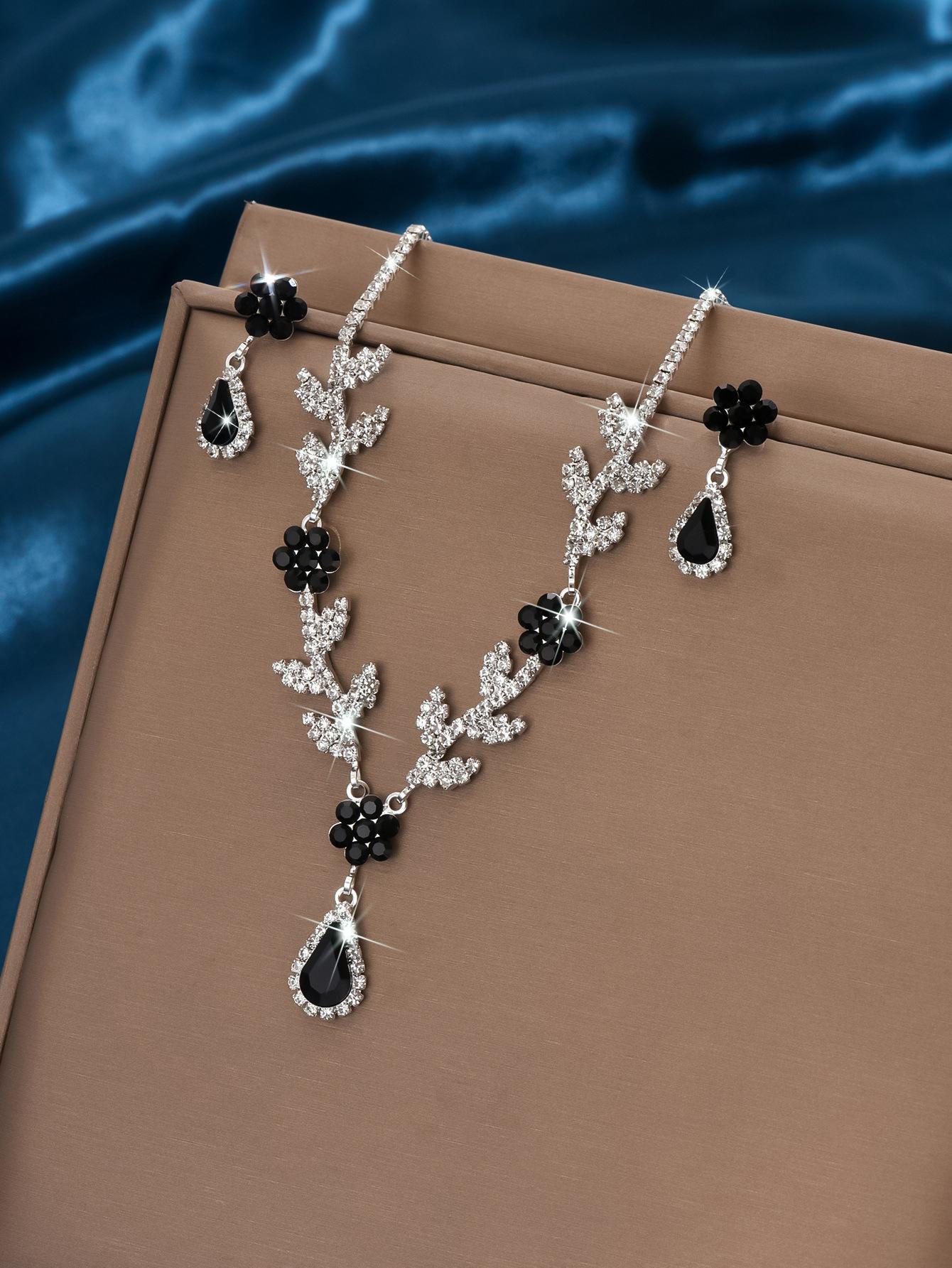 

BLINGBAY женский комплект ювелирных изделий, милый романтический свадебный модный аксессуар, повседневный комплект со стразами, элегантное ожерелье, серьги, женский комплект ювелирных украшений с цветами, подарок