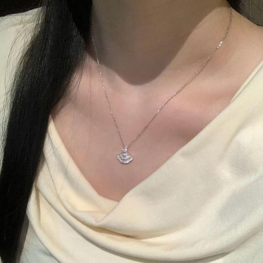 The Princess's Skirt Necklace Exudes A Luxurious and Exquisite Charm, with A Sweet and Versatile Collarbone Chain