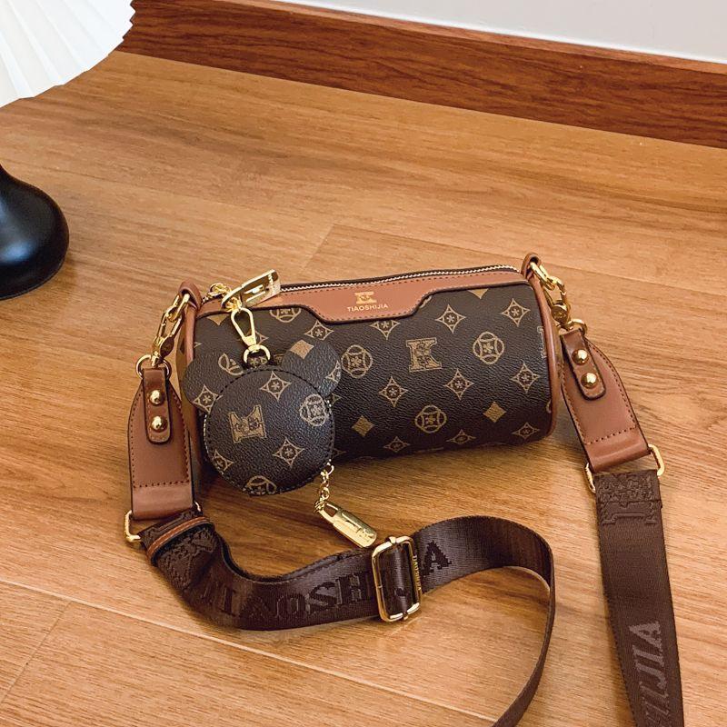 

Best Selling Super Hot Cylinder Presbyopic Small Bag for Women 2025 New Arrival This Year Popular All-Matching Fancy Crossbody Pillow Bag Brown