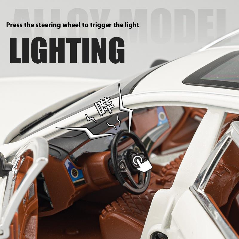 1/24 Scale BENZ E300 Alloy Car Mold Ornament Metal Die Cast Sedan Car Model Boy Gift Sound and Light Children Simulated Toy Car