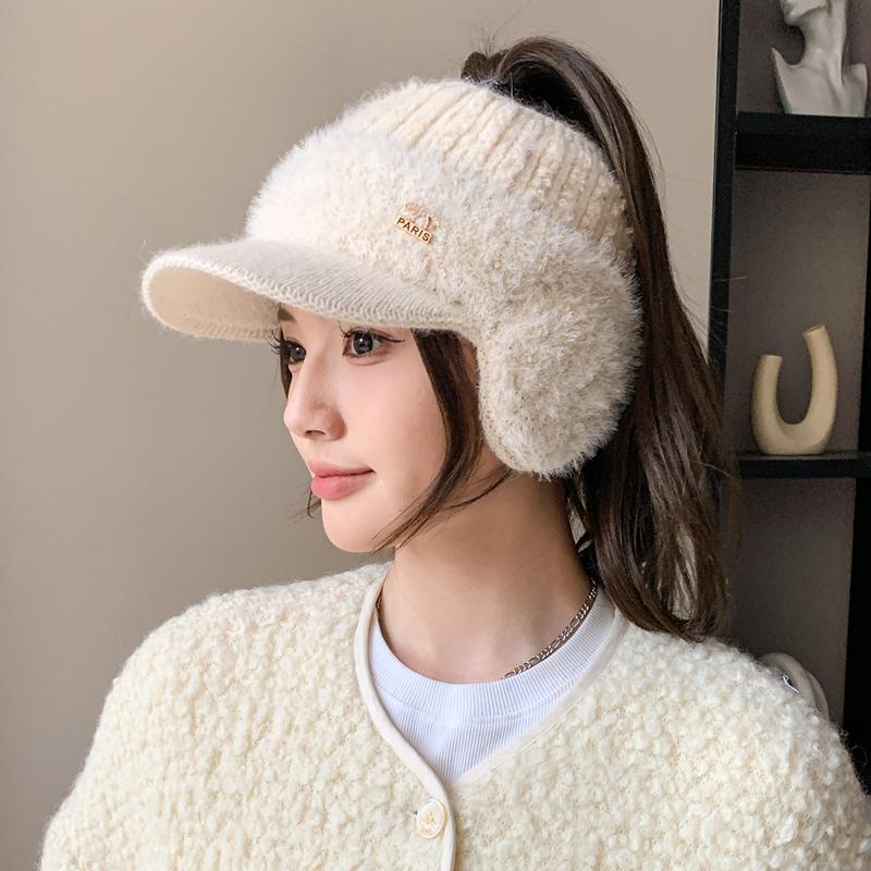 Új Női Nyúlszőr Téli Sapka Plüss Szőrrel Bélelt Meleg Sapkák Nőknek Alkalmi Téli Kötött Sildes Sapka