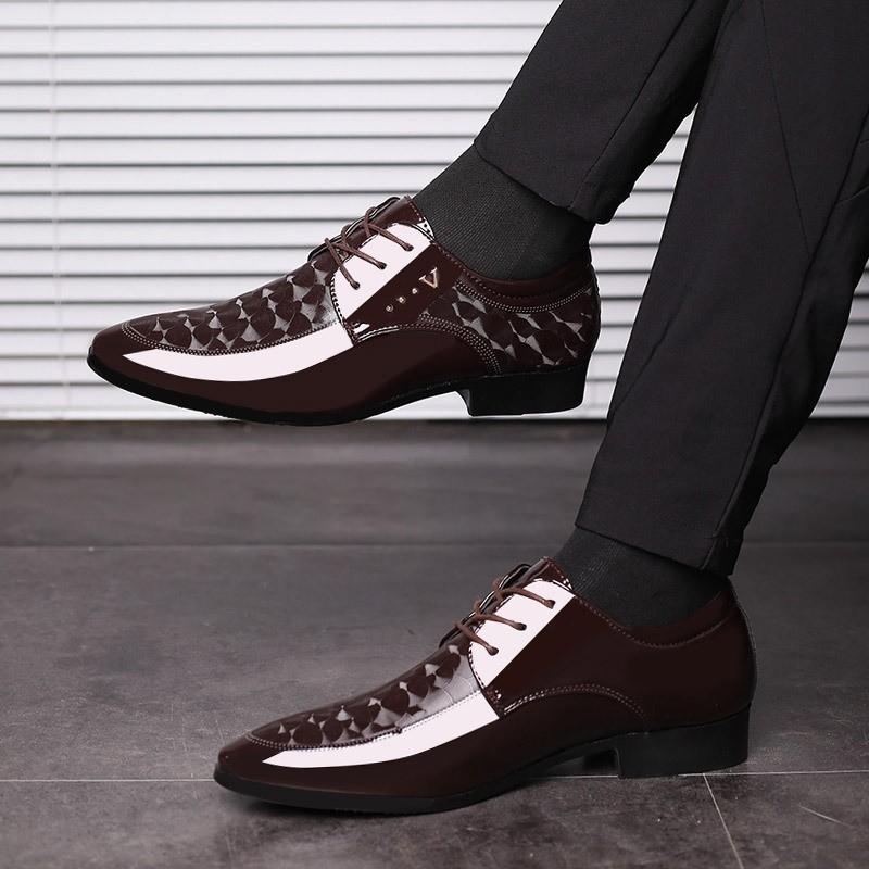 Spring New Glossy Leather Shoes Men's Business Dress Shoes Large Size Men's Shoes Versatile Wedding Shoes